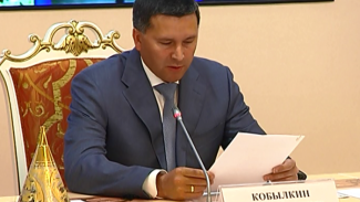 Дмитрий Кобылкин провёл заседание окружной комиссии по предотвращению ЧС