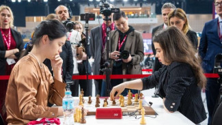 Путин поздравил Горячкину с триумфом на ЧМ по рапиду