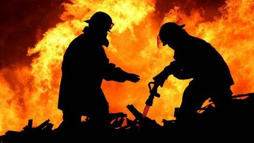 В Надымском районе в пожаре дотла сгорела детская коляска