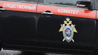 Кровавые следы в подъезде: в Муравленко расследуют убийство мужчины