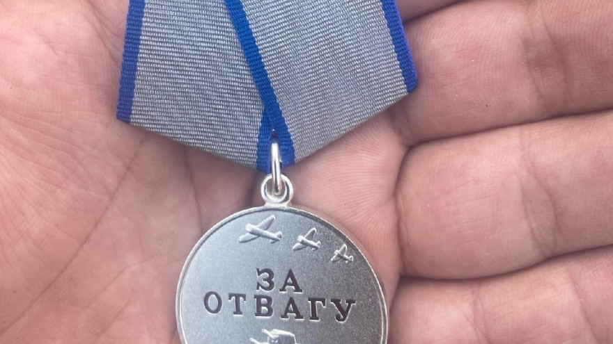Ямальского военного, раненого на Украине, наградили медалью «За отвагу»