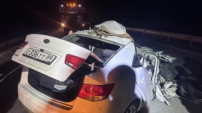 Смертельное ДТП на подъезде к Ноябрьску унесло жизнь водителя иномарки