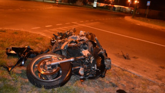 Этой ночью в Ноябрьске погиб мотоциклист