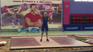 Ямальцы защищают в Югре честь округа на всероссийском турнире по тяжелой атлетике