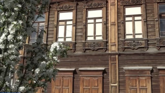 Памятниками деревянного зодчества славится улица Дзержинского в Тюмени
