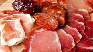На Ямале начали производство хамона из мяса оленя по испанскому рецепту
