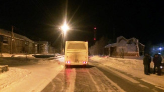 В Ноябрьске пьяная женщина попала под колеса автобуса