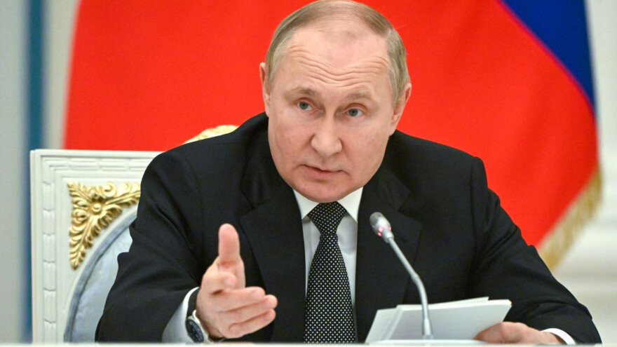 Путин: в России созданы все условия для самореализации молодых людей