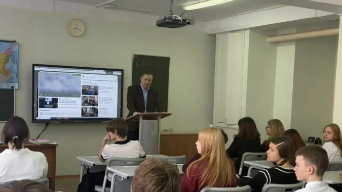 Школьникам в Новом Уренгое рассказали, как не попасть в сети вербовщиков