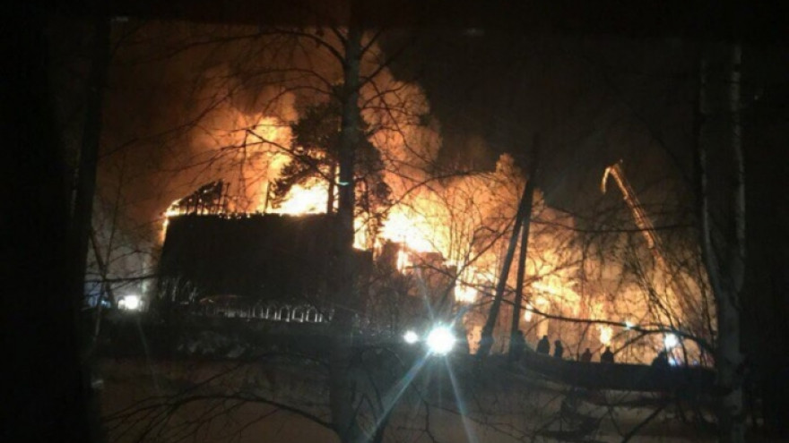 В Ноябрьске, где случился пожар по ул. Изыскателей, 19, в сгоревшем доме был обнаружен еще один труп