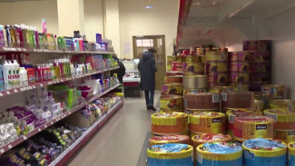 «Просрочка» на прилавках: общественники выявили нарушения в магазинах Салехарда