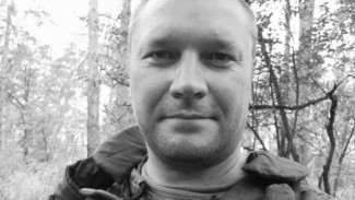 "Песня о герое": памятники из музыки и слов