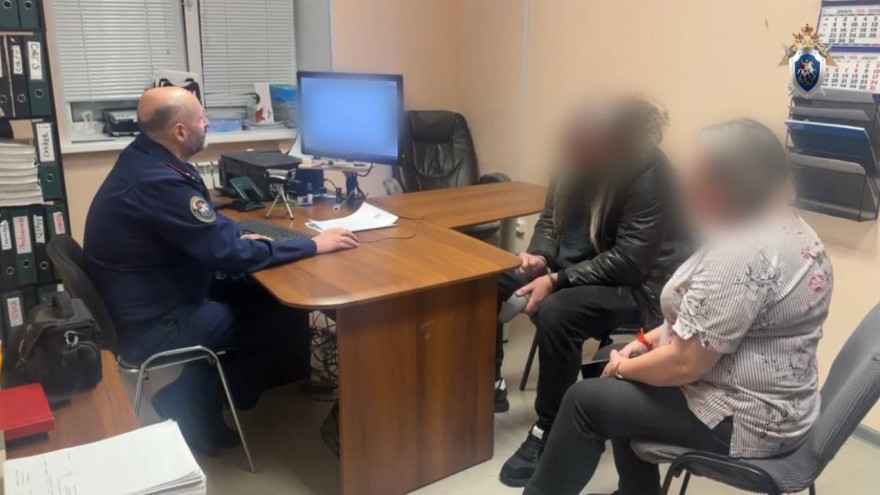 Конфликт у ТЦ в Губкинском: двое мужчин получили ножевые ранения