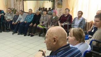 Дом-интернат для престарелых и инвалидов «Мядико» в Харпе готовится ко Дню пожилых людей