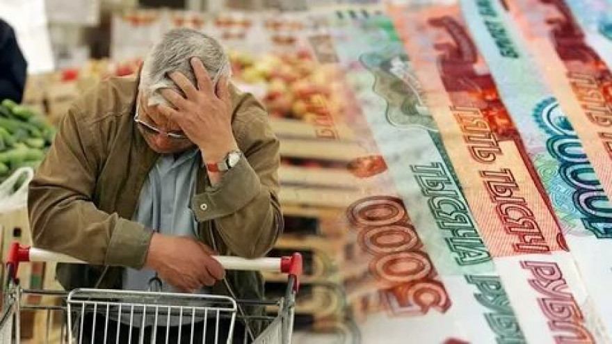 В Губкинском оштрафован предприниматель, почти в 2 раза повысивший цены на продукты