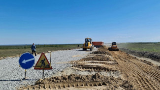 Спустя годы вновь появится асфальт: дорогу на подъезде к Аксарке наконец отремонтируют