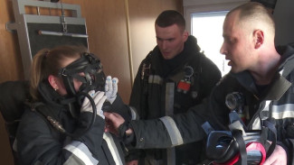 Ямальцы попробовали себя в роли пожарных 
