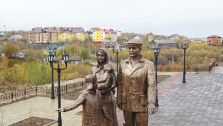 В Аксарке открыт памятник жертвам советских репрессий