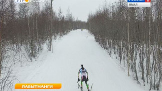 «Звездный спринт» в Лабытнанги собрал на лыжне именитых и начинающих спортсменов