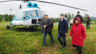 Вопросы о насущном, социальные долгострои, участки для многодетных: итоги поездки губернатора Ямала в три района округа