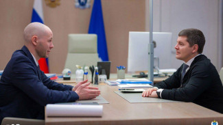 Губернатор ЯНАО обсудил перспективы развития с главой Пуровского района