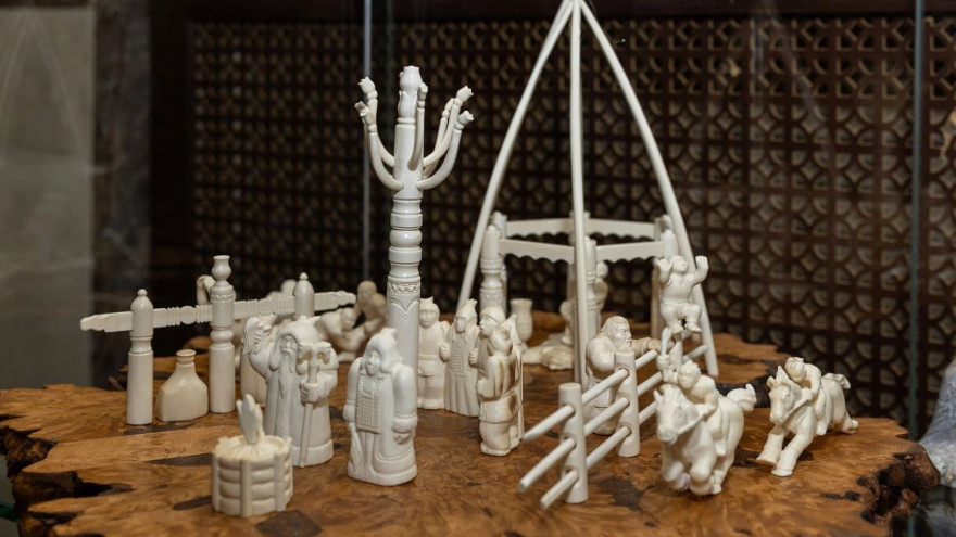 Древнейшее мастерство: на Ямале готовятся к конкурсу по косторезному искусству