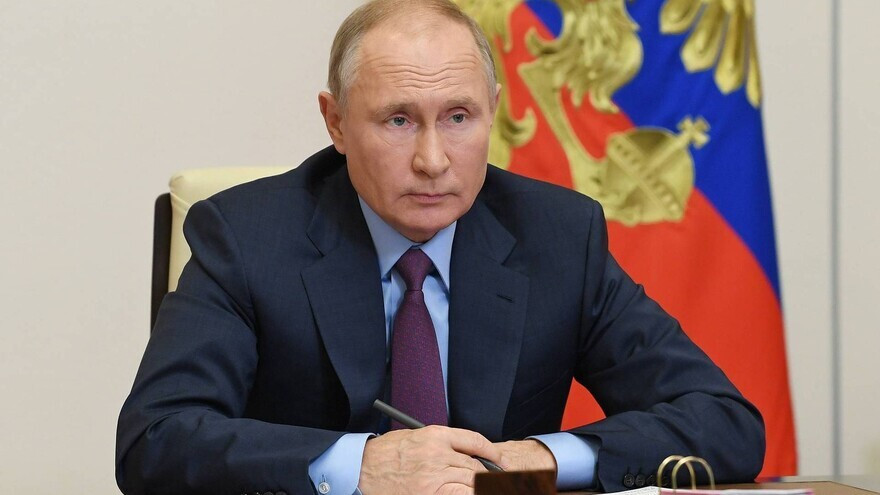 Владимир Путин предложил проиндексировать пенсии выше уровня инфляции 