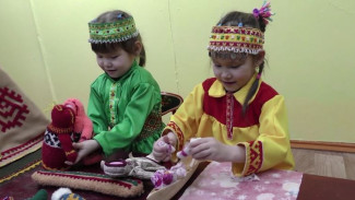 «Язык предков». Юная жительница Ямала победила в одной из номинаций Международного конкурса