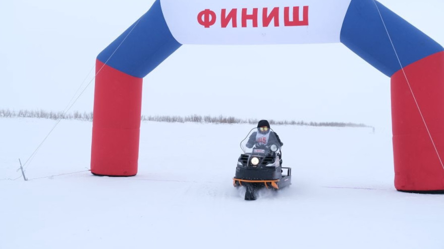 В Тазовском впервые прошел Кубок Главы района по биатлону на снегоходах