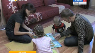 На Ямале выбрали пять лучших семей. Их бюджет пополнится на 250 тысяч рублей