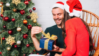 Что подарить мужчине на Новый год: топ-10 подарков на любой бюджет