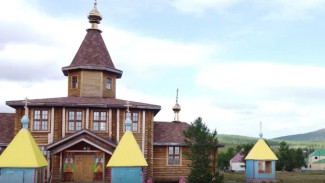 "Земля надежды" - этностойбище в предгорьях Полярного Урала - продолжает манить туристов со всей страны