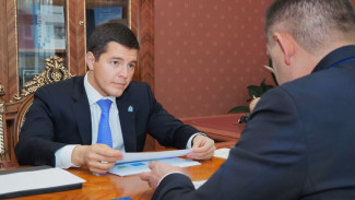 Дмитрий Артюхов обсудил с руководством ТюмГУ вопросы подготовки профессиональных кадров 