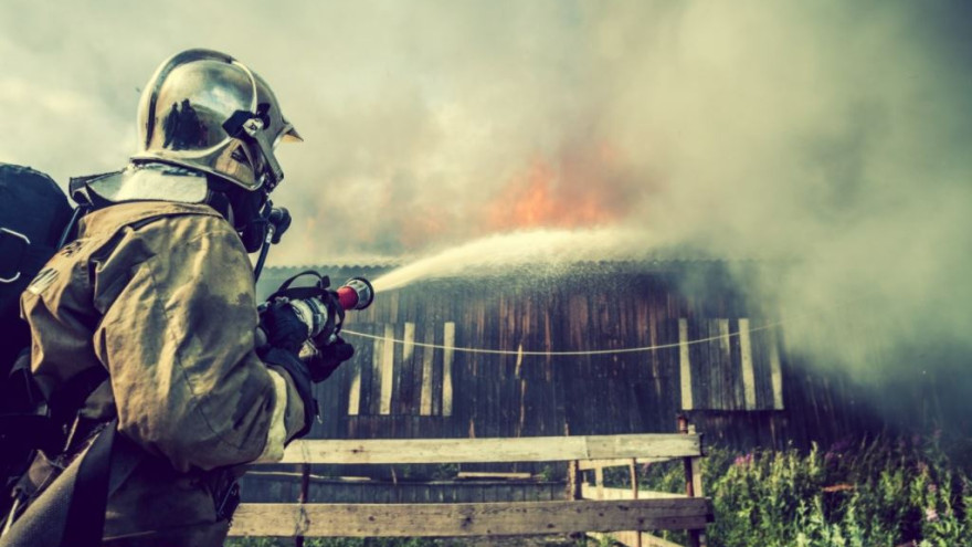На Ямале вырастет зарплата спасателей и пожарных