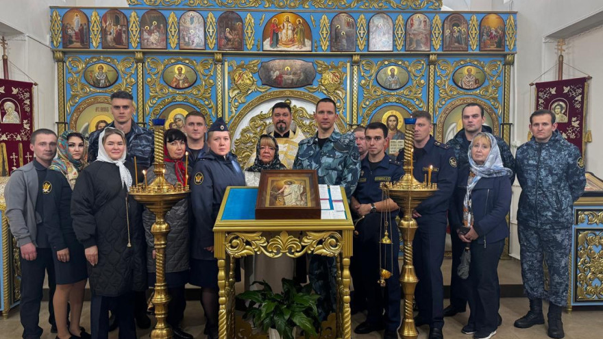 Сотрудники УФСИН приняли участие в молебне в честь святого Пимена Угрешского