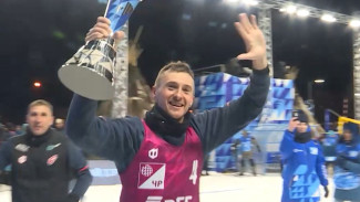 Ямальский «Факел» - двукратные чемпионы России по снежному волейболу
