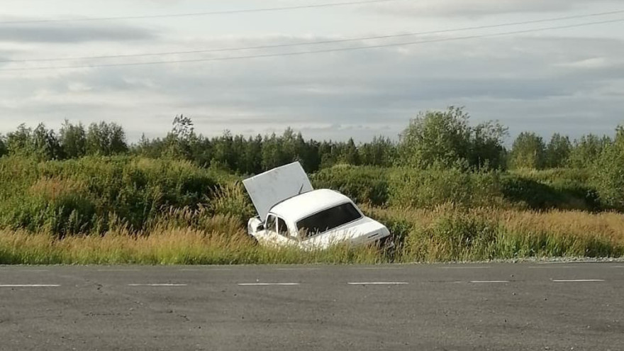 На Ямале ищут водителя «Волги», который скрылся с места ДТП, оставив пассажира с травмами