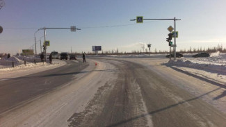 В Новом Уренгое ребенка сбила машина. С травмами его доставили в больницу