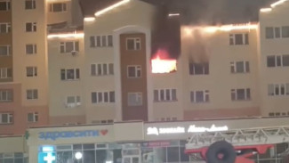 В Новом Уренгое при пожаре в жилом доме погибли два человека