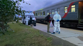 Больной коронавирусом новоуренгоец сбежал из больницы и уехал на поезде в Ноябрьск