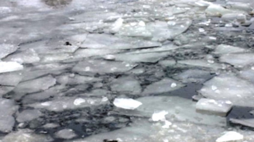В Ямальском районе нашли тело мужчины, провалившегося под лед
