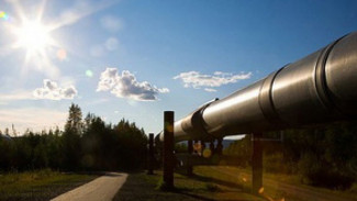 На Ямале преступная группа незаконно «врезалась» в нефтепровод