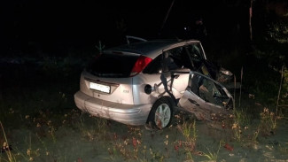 На дороге Тарко-Сале – Пурпе пьяный водитель въехал в опору ЛЭП. Пассажир скончался на месте