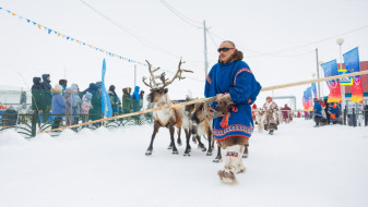 Юбилейный День оленевода объединил сотни северян в Новом Порту