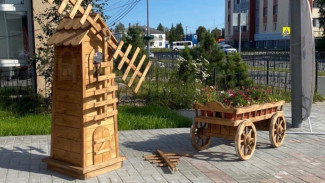 В ЯНАО арт-объект и детская площадка пострадали от проделок вандалов