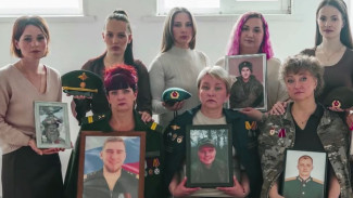 Красивые женщины, с болью и грустью на душе! Важный фотопроект в Муравленко