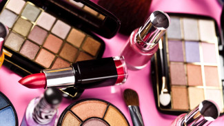 Страшная красота: 8 самых опасных токсинов в косметике