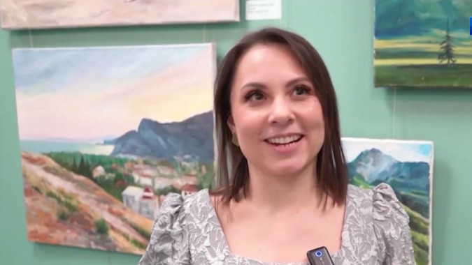 В Новом Уренгое открылась выставка Ирины Мезенцевой «Грани высоты»