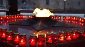 «Свеча памяти» зажглась по всему Ямалу