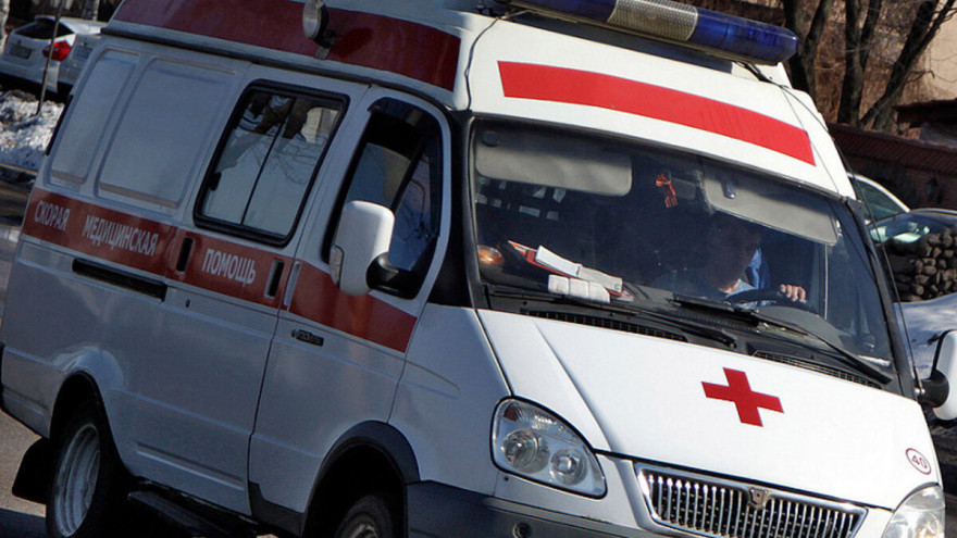 Пешеход попал в больницу после ДТП на Ямале